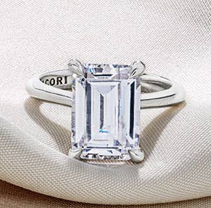 Browse our collection of Solitaire Engagement Rings